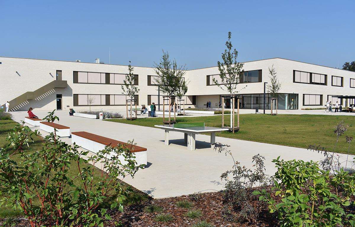 Lauterbachschule Schulhof